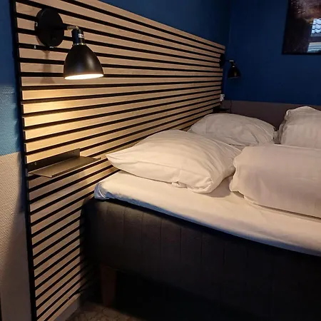 Double 8 On Pedestrian Street Otel